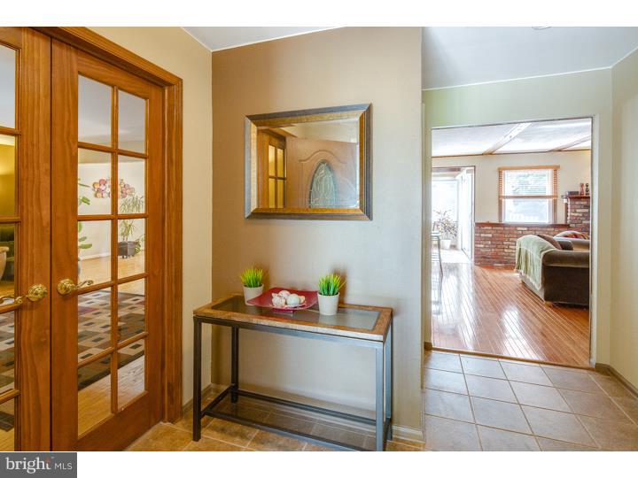 120 Greenvale Road Cherry Hill, NJ 08034 - Photo 2 of 25