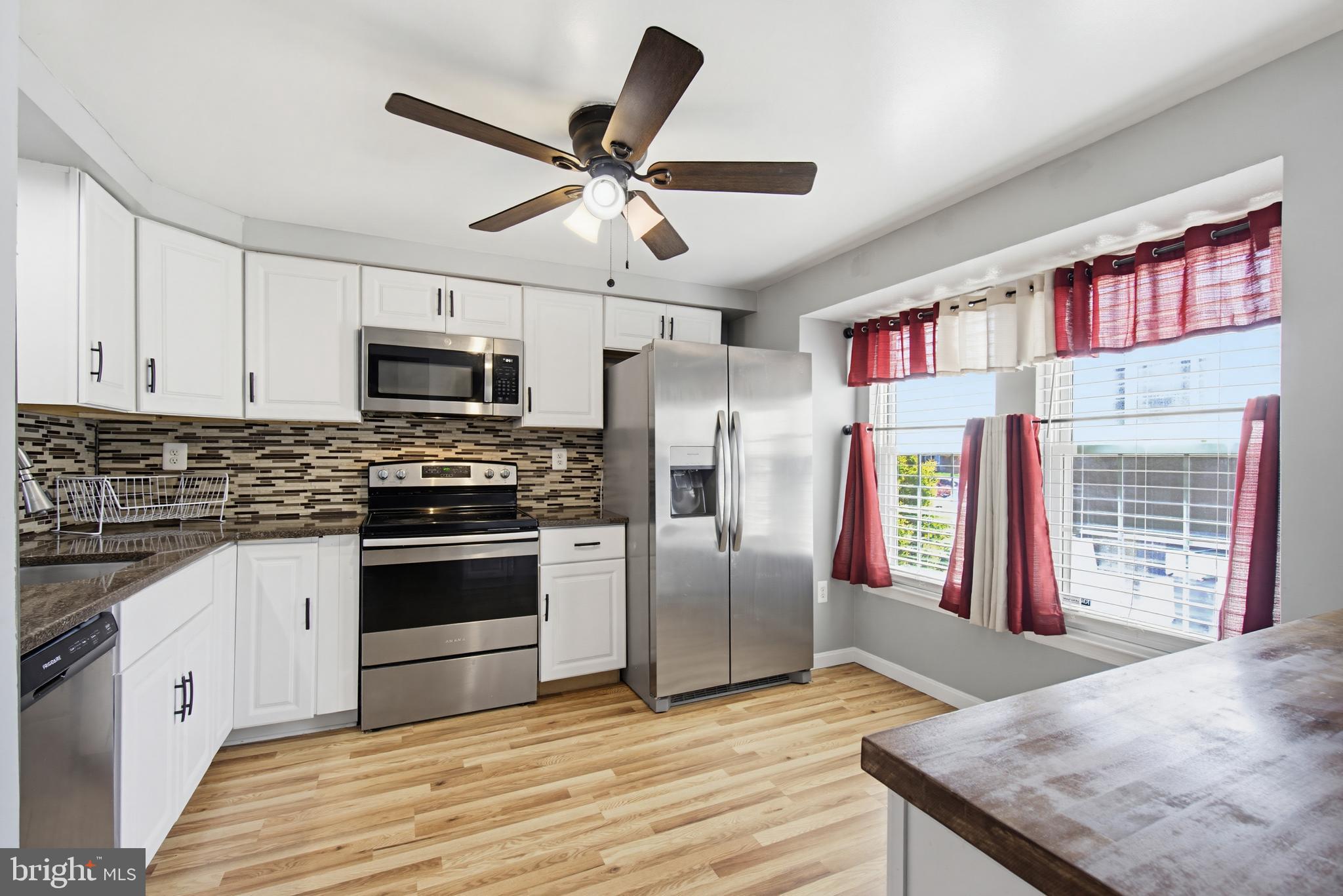 7247 Procopio Circle Columbia, MD 21046 - Photo 2 of 42