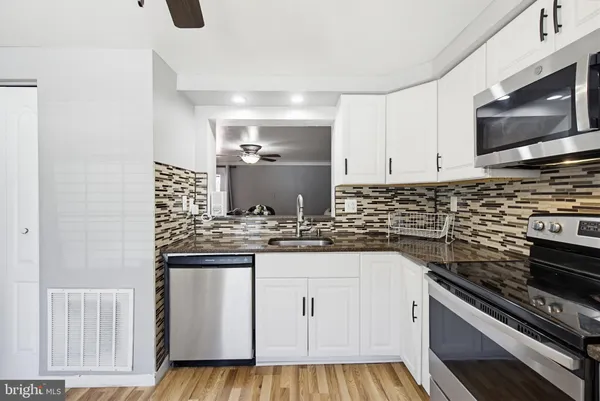 $399,900 | 7247 Procopio Circle, Columbia, MD 21046