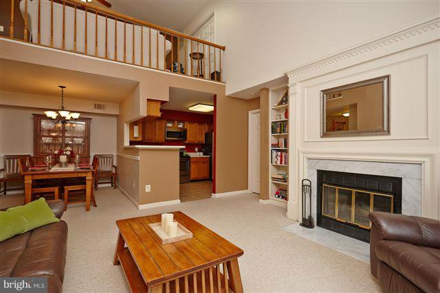 2220 Springwood Drive, Unit J Reston, VA 20191 - Photo 12 of 28 Interior (General)