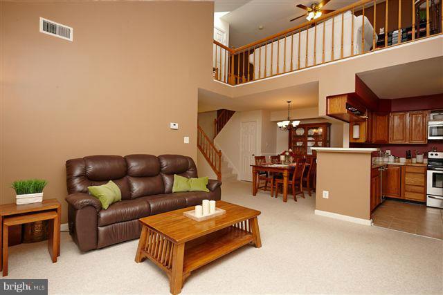 2220 Springwood Drive, Unit J Reston, VA 20191 - Photo 13 of 28 Interior (General)