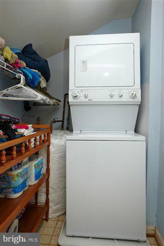 2220 Springwood Drive, Unit J Reston, VA 20191 - Photo 25 of 28 Interior (General)
