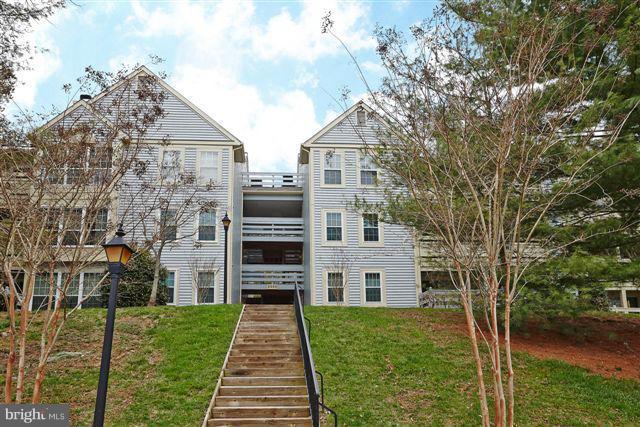 2220 Springwood Drive, Unit J Reston, VA 20191 - Photo 27 of 28 Exterior (Rear)
