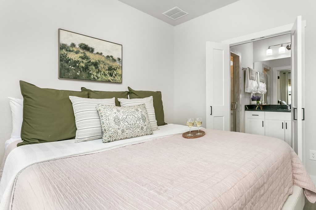 930 South Eagle Street, Unit 102 Fredericksburg, TX 78624 - Photo 13 of 23