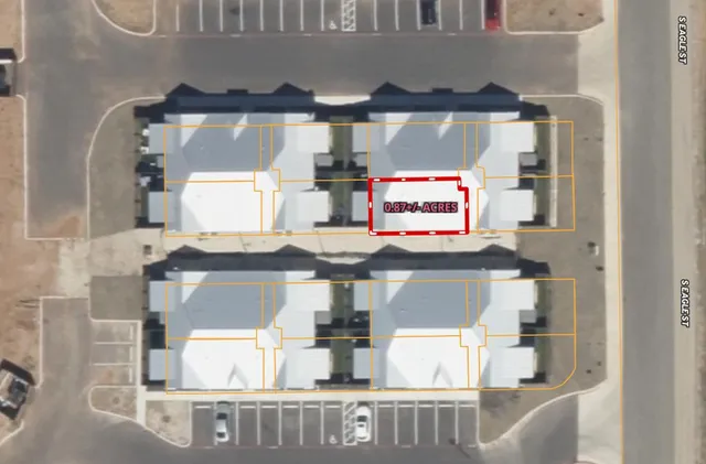 $330,000 | 930 South Eagle Street, Unit 102, Fredericksburg, TX 78624