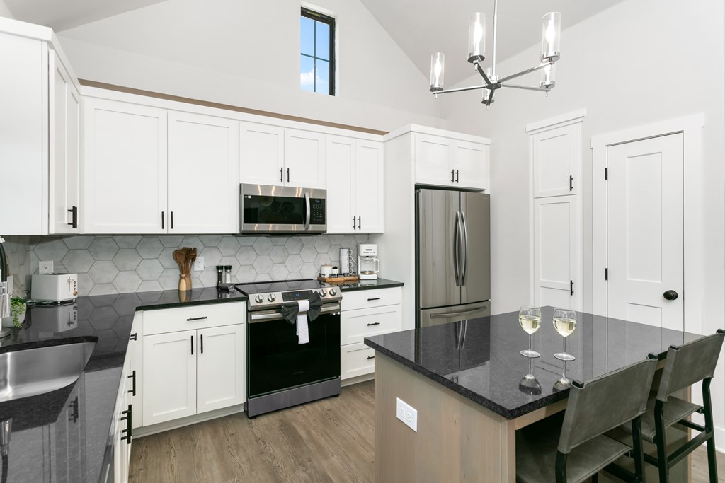 930 South Eagle Street, Unit 102 Fredericksburg, TX 78624 - Photo 6 of 23