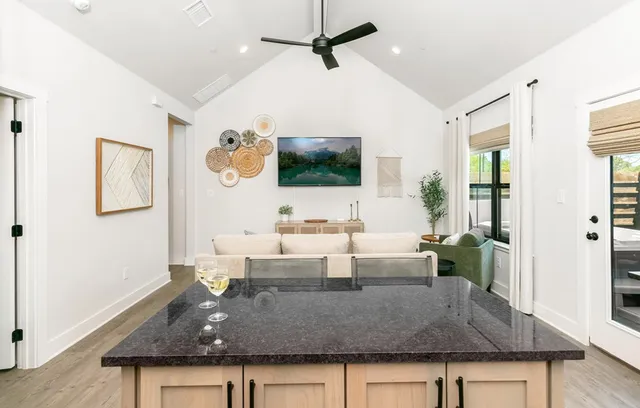 $330,000 | 930 South Eagle Street, Unit 102, Fredericksburg, TX 78624