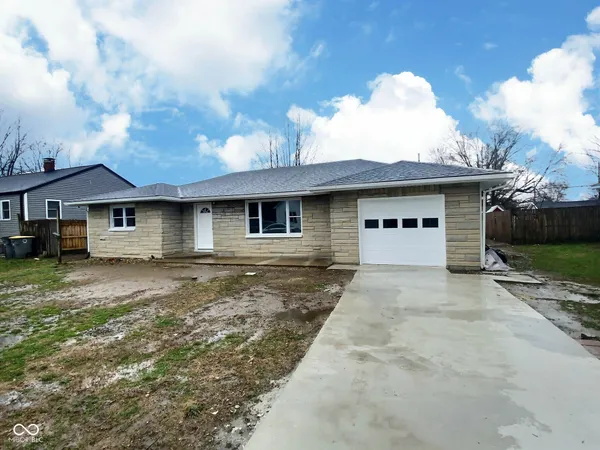 $224,900 | 806 South Poplar Street, Seymour, IN 47274