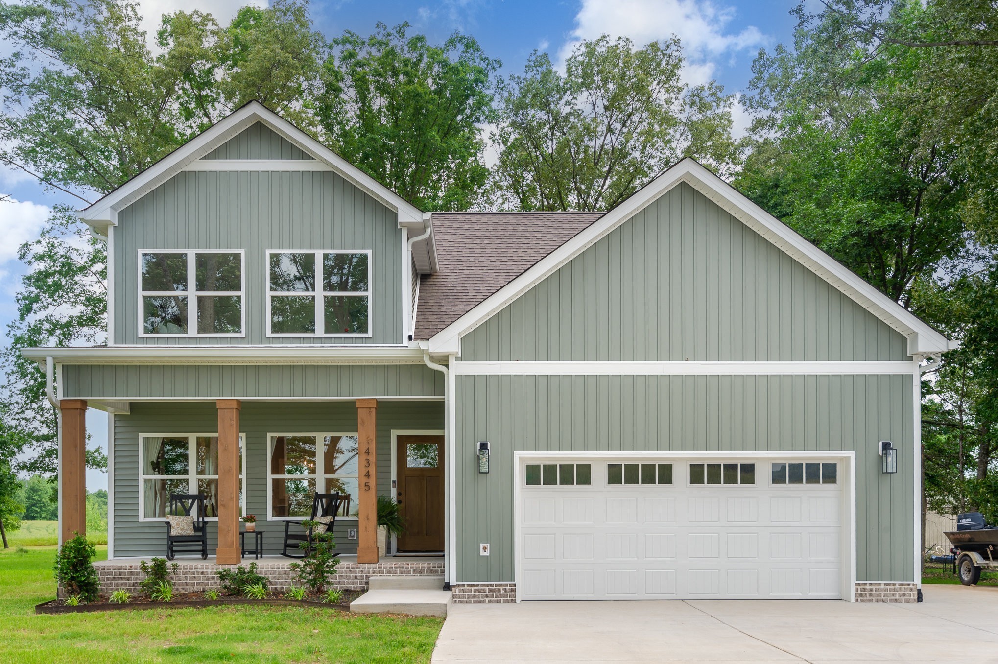 4345 South Garrett Road Springfield, TN 37172 - Photo 2 of 30 a view of a house with yard and plants