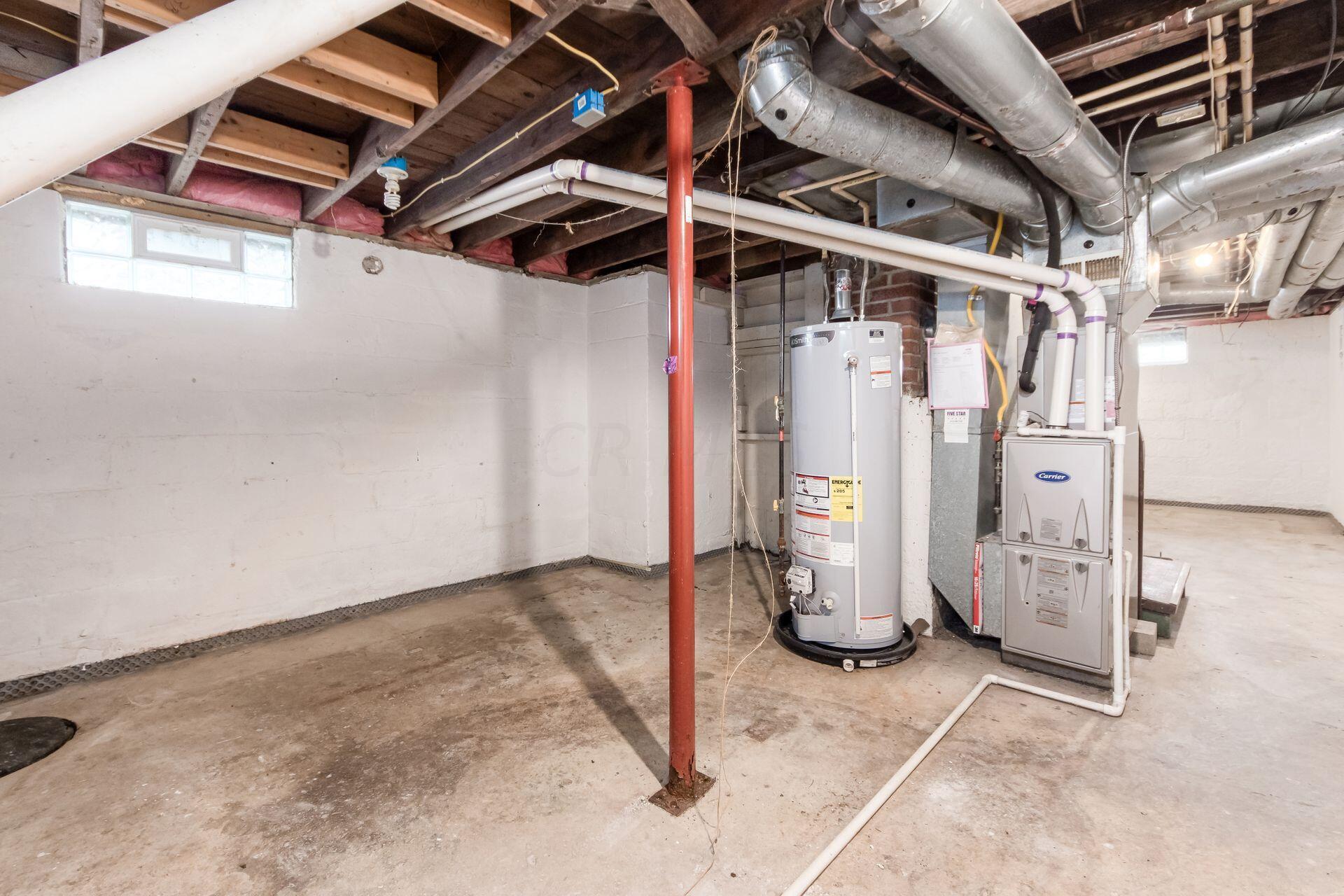 219 Edgevale Road Columbus, OH 43209 - Photo 13 of 14 012_42dfb24_M 219 Edgevale070