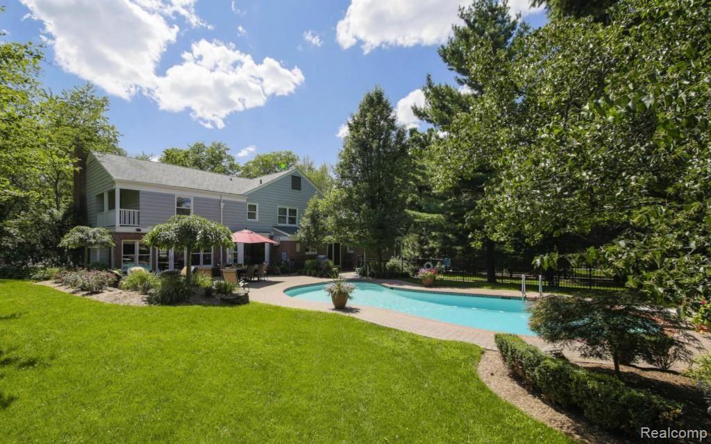 240 Touraine Road Grosse Pointe Farms, MI 48236 - Photo 45 of 50