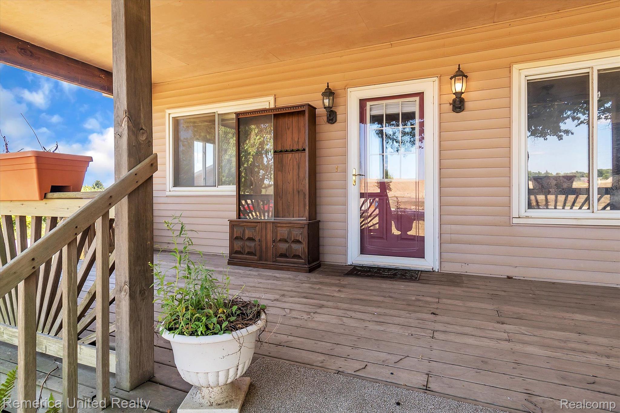 580 Wright Road Howell, MI 48843 - Photo 8 of 36 Gallery Image 8