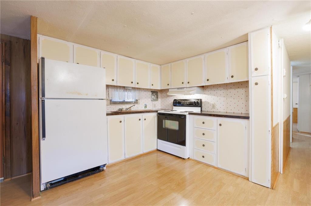 1421 215th Street Fort Scott, KS 66701 - Photo 15 of 35