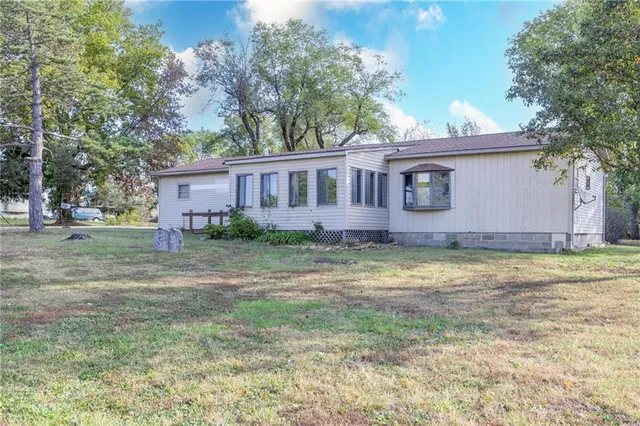 $99,000 | 1421 215th Street, Fort Scott, KS 66701