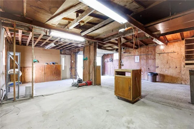 $99,000 | 1421 215th Street, Fort Scott, KS 66701