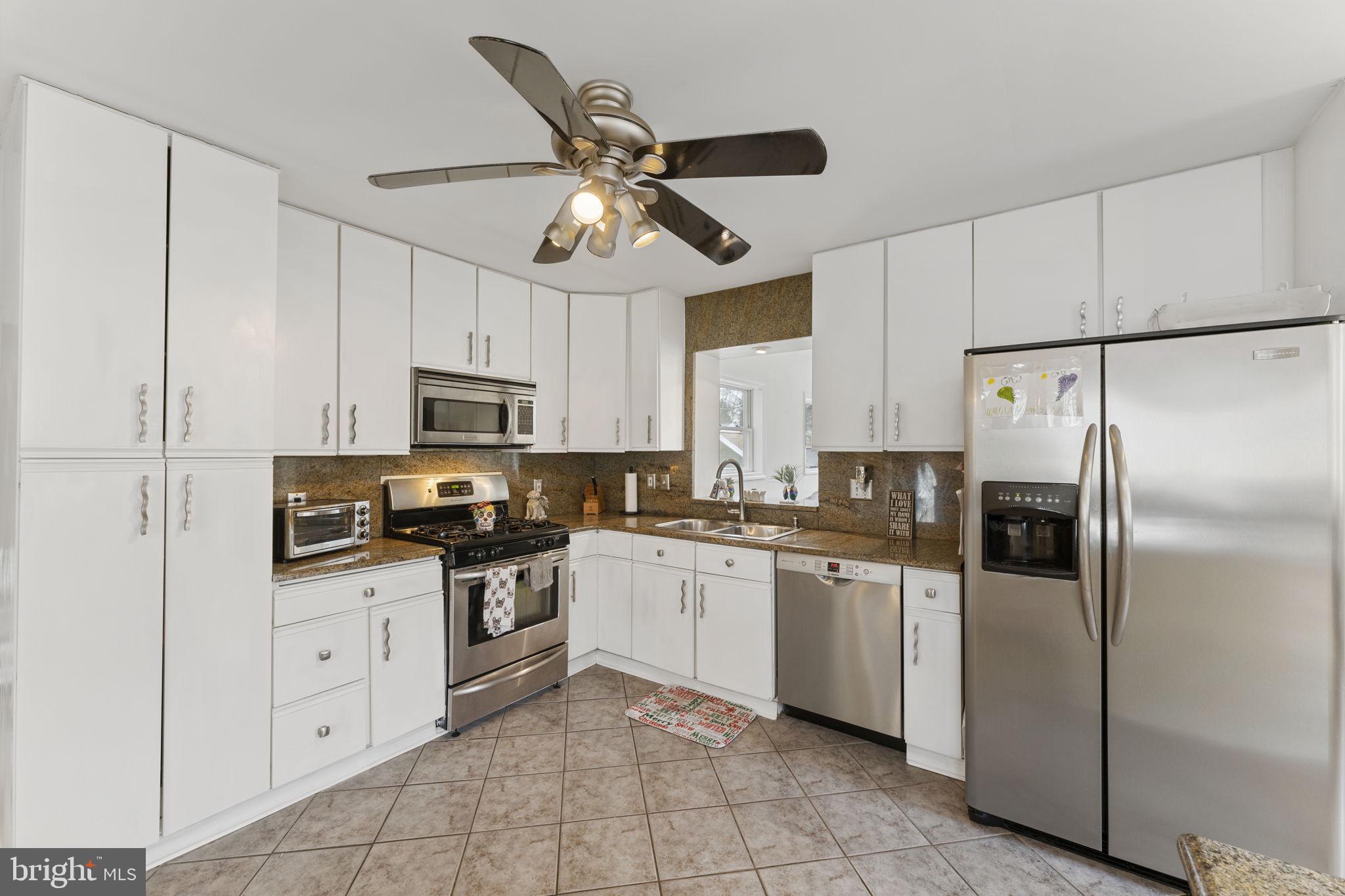 405 Longfield Road Glenside, PA 19038 - Photo 11 of 30 Gallery Image 11