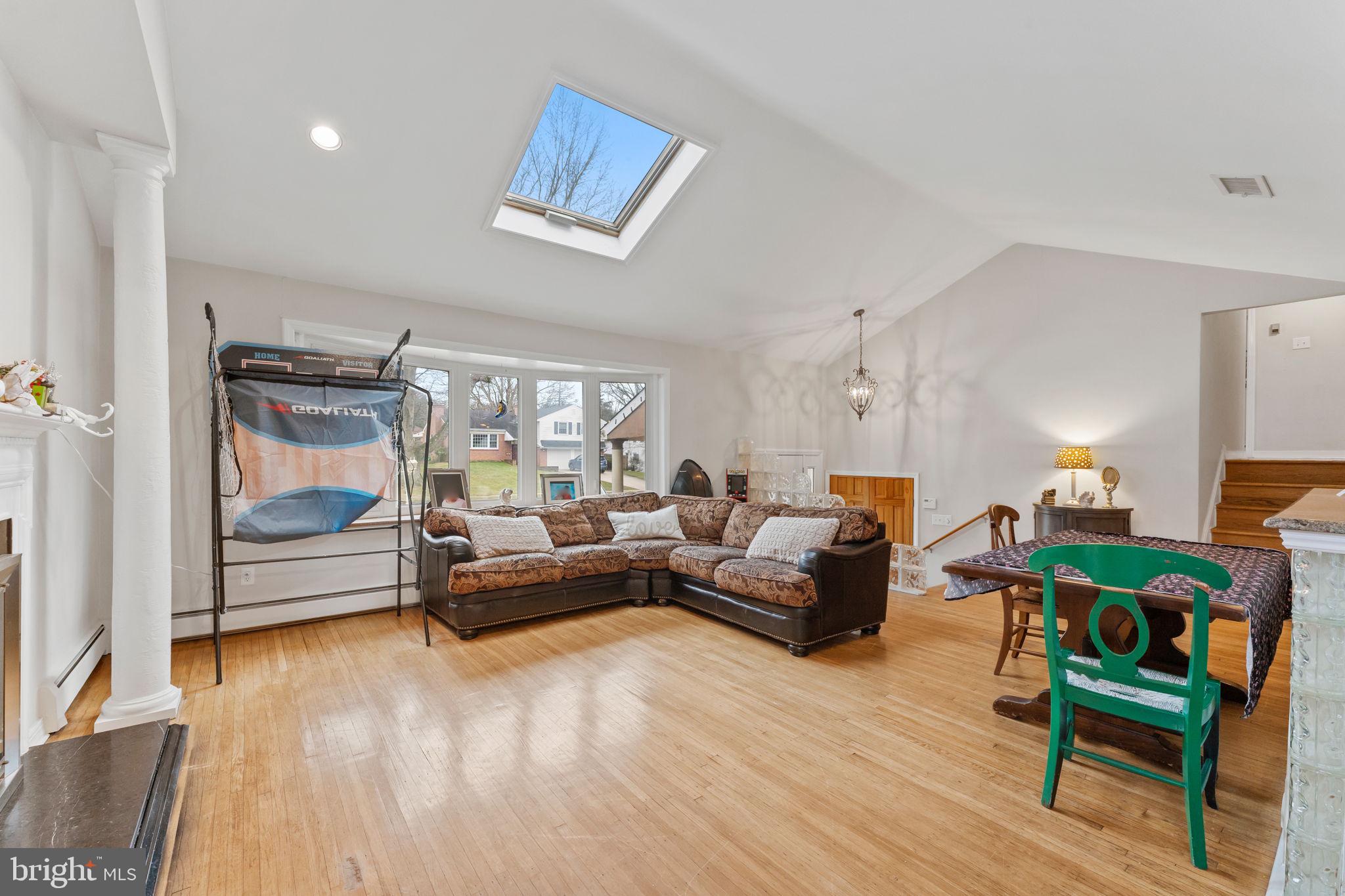 405 Longfield Road Glenside, PA 19038 - Photo 5 of 30 Gallery Image 5
