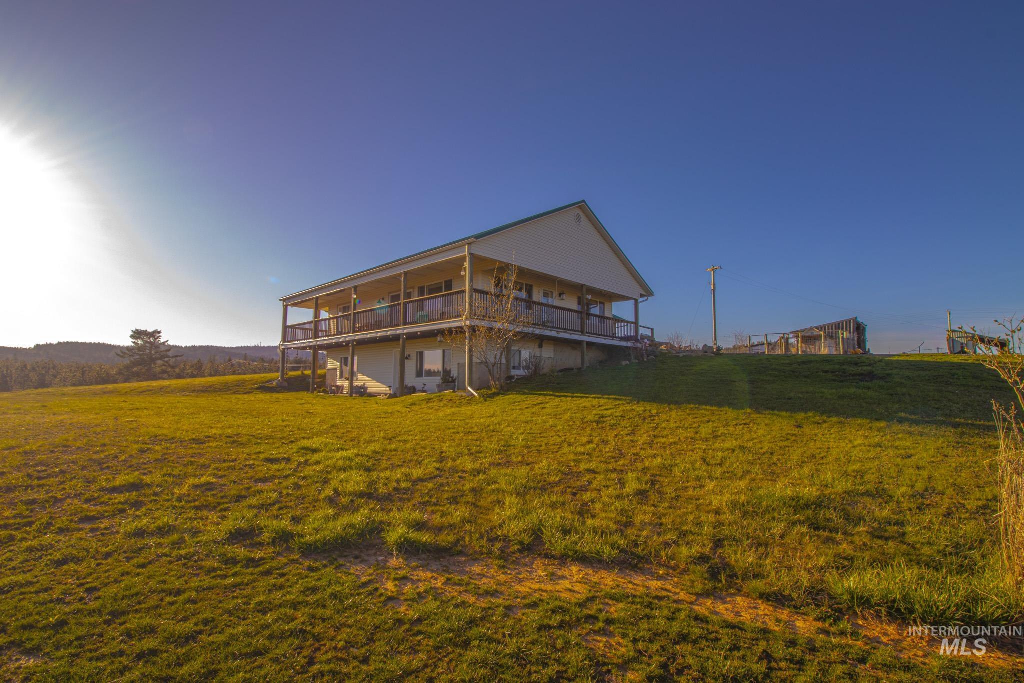 5404 Freeman Creek Road Lenore, ID 83541 - Photo 11 of 50
