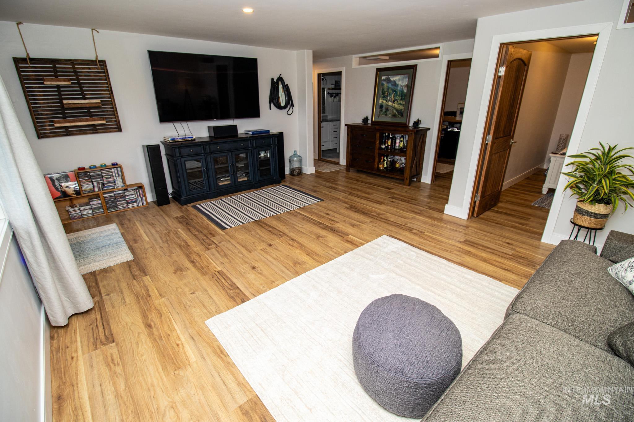 5404 Freeman Creek Road Lenore, ID 83541 - Photo 42 of 50 Living area featuring light wood finished floors