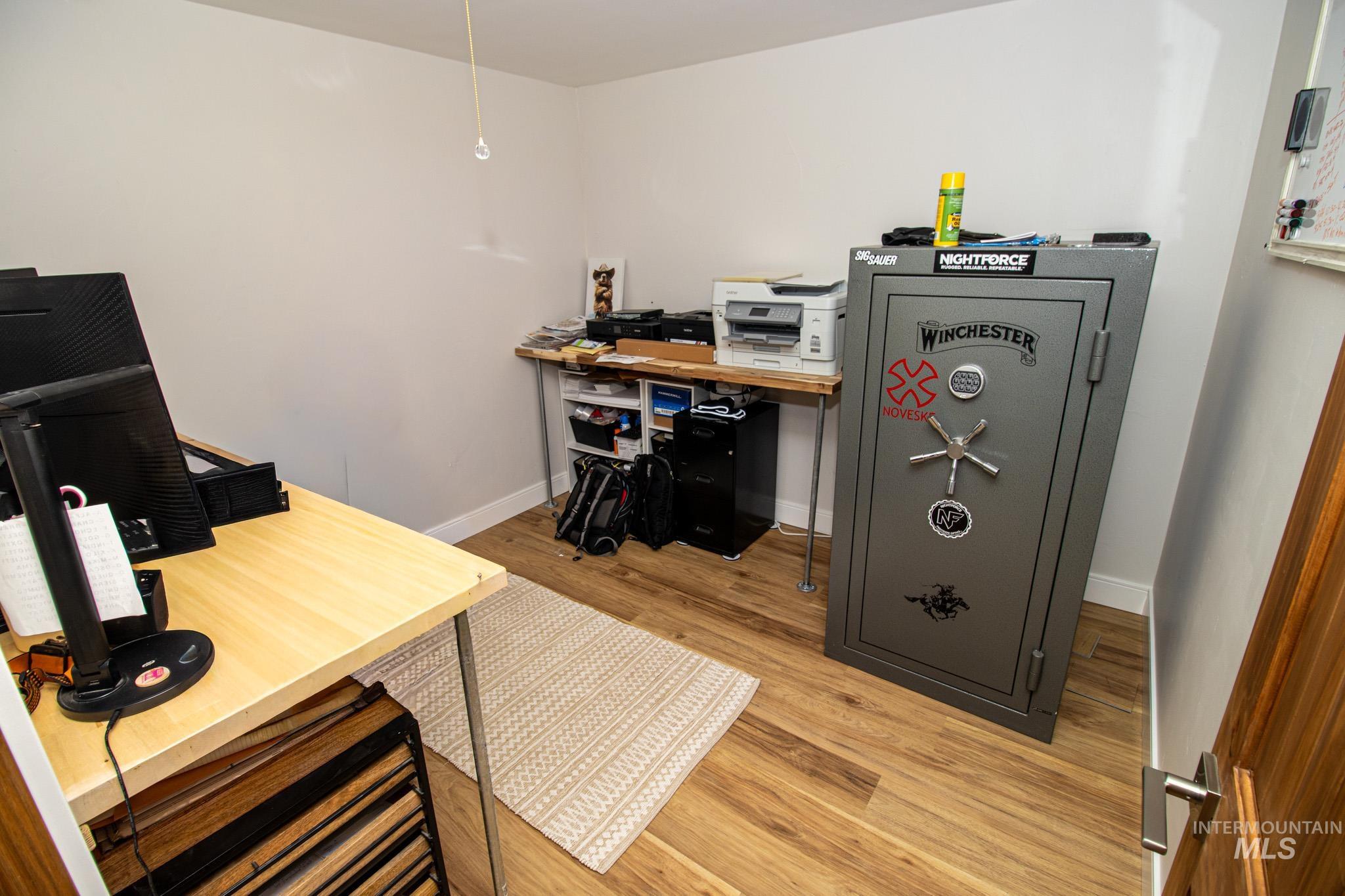 5404 Freeman Creek Road Lenore, ID 83541 - Photo 42 of 50 Office space featuring light wood-style flooring
