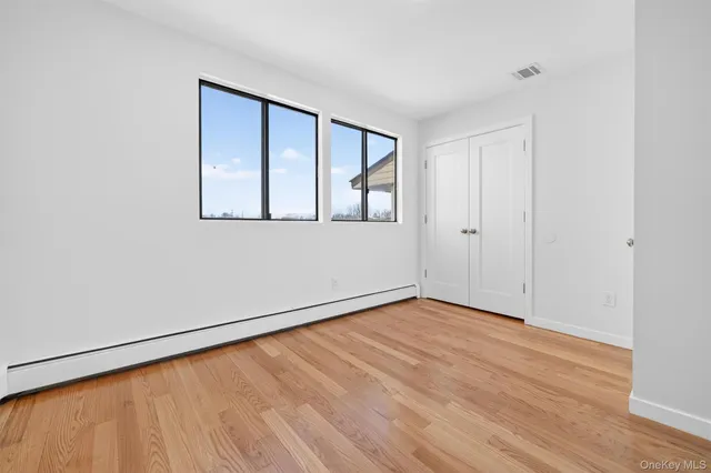 $549,999 | 430 Country Club Lane, Pomona, NY 10970