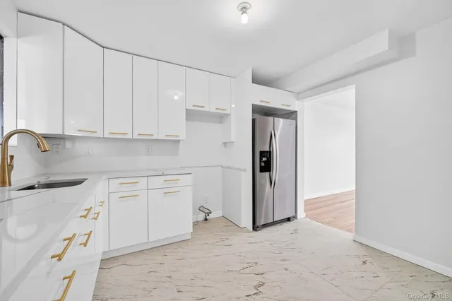 $549,999 | 430 Country Club Lane, Pomona, NY 10970