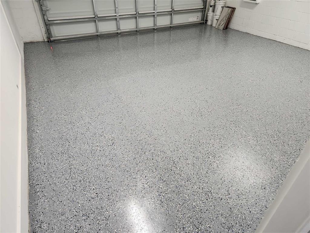 9211 Northcliffe Boulevard Spring Hill, FL 34606 - Photo 27 of 30 a view of a room