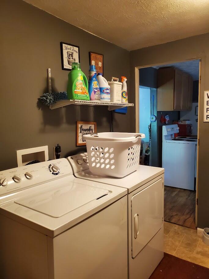 139 Old County Road McKee, KY 40447 - Photo 21 of 22 bathroom view 3