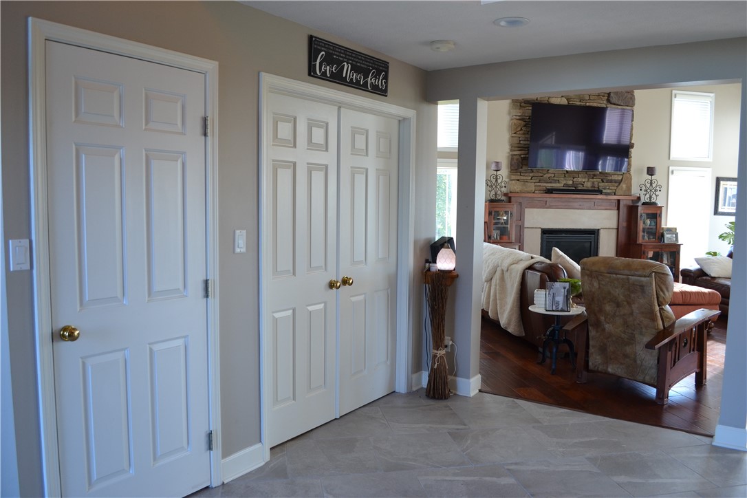 518 Manitou Beach Road Greece, NY 14468 - Photo 4 of 50