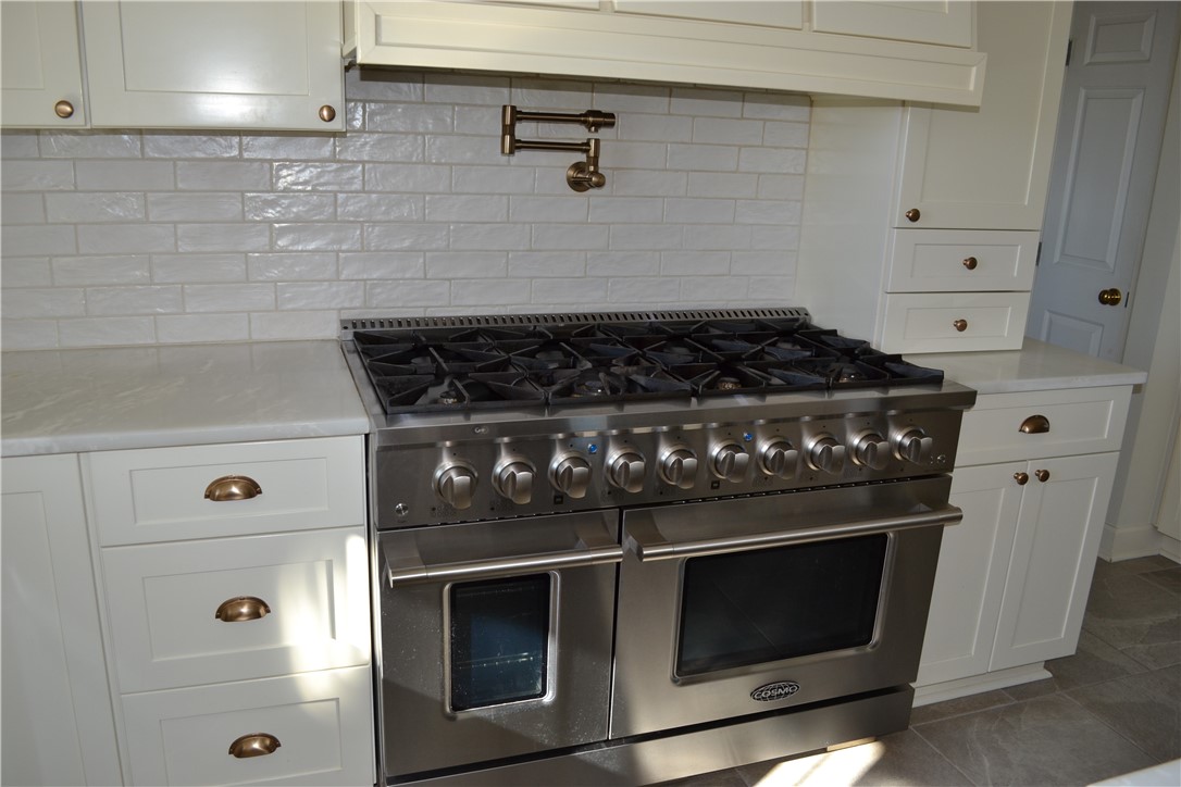 518 Manitou Beach Road Greece, NY 14468 - Photo 9 of 50