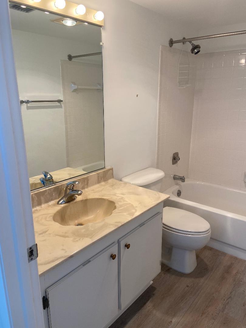 1950 Southwest Palm City Road, Unit 6305 Stuart, FL 34994 - Photo 9 of 18 6305 2nd bthrm