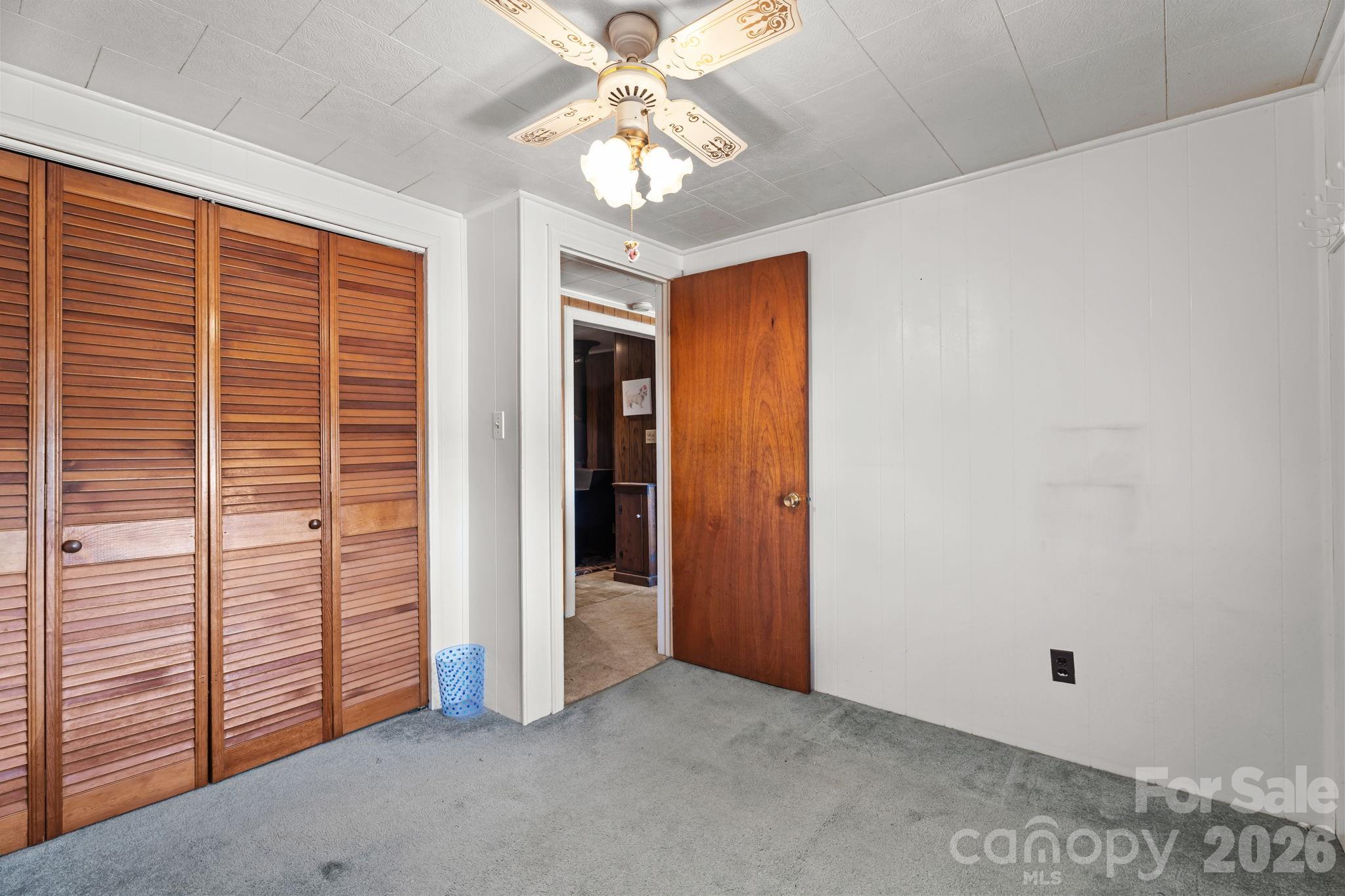407 Conwell Road Pleasant Hill, NC 27866 - Photo 21 of 31 an empty room with windows