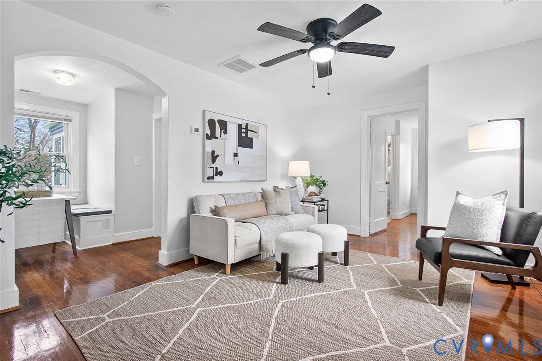 609 Woodstock Road Richmond, VA 23224 - Photo 6 of 33 a living room with furniture and a window