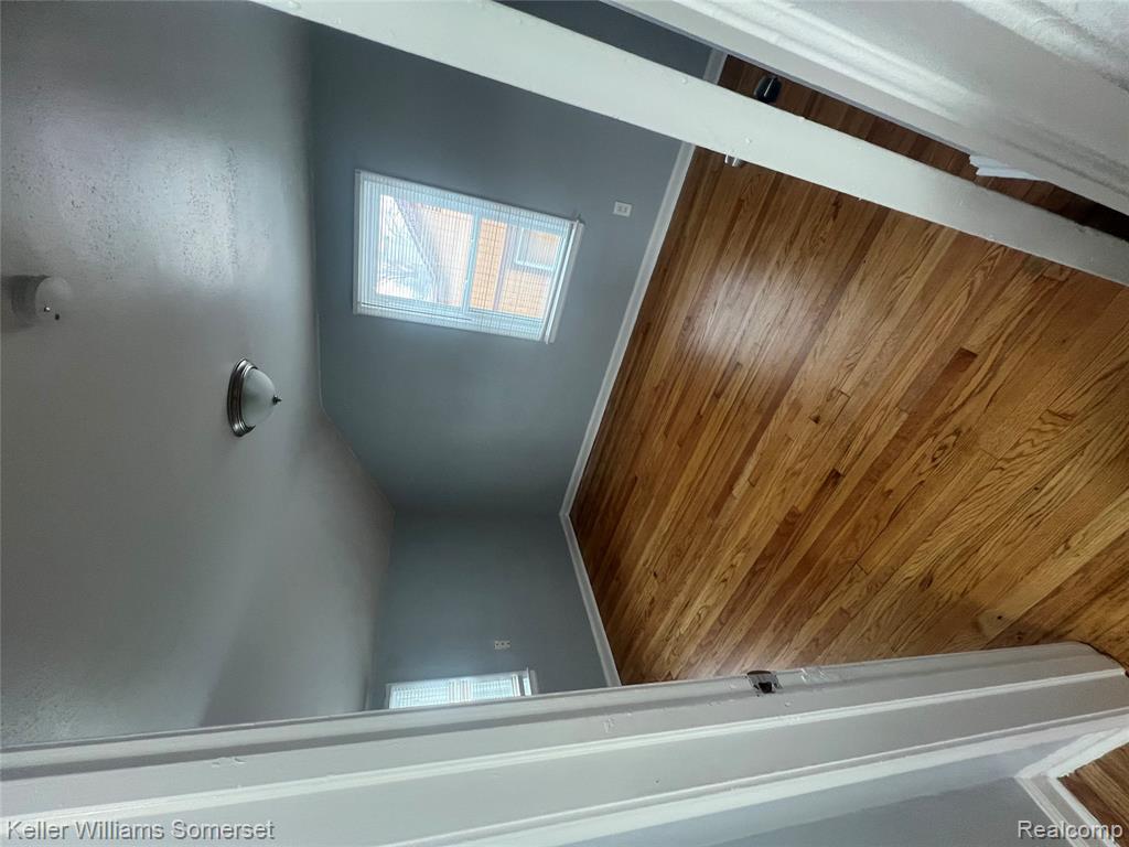 22005 Rausch Avenue Eastpointe, MI 48021 - Photo 16 of 30