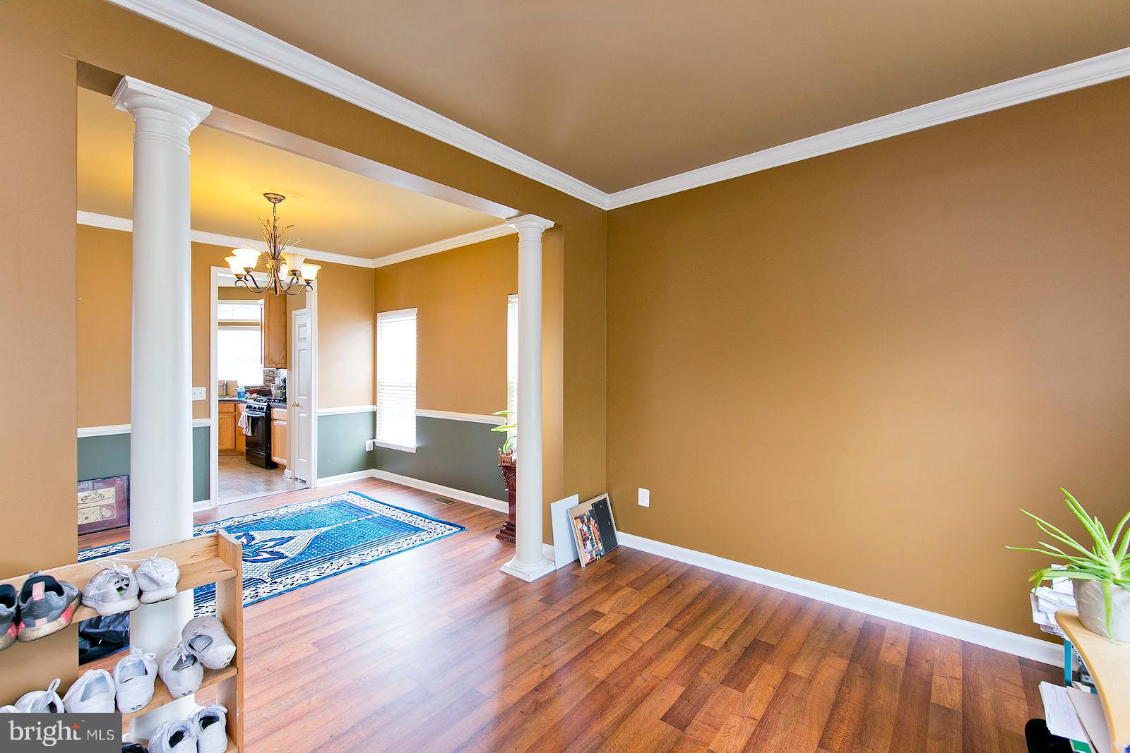 6845 Rathbone Place Gainesville, VA 20155 - Photo 2 of 54