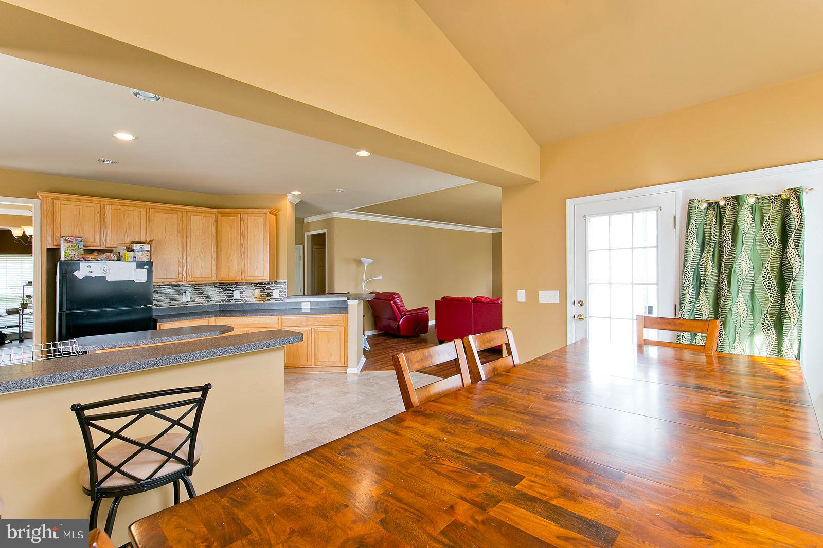 6845 Rathbone Place Gainesville, VA 20155 - Photo 17 of 54