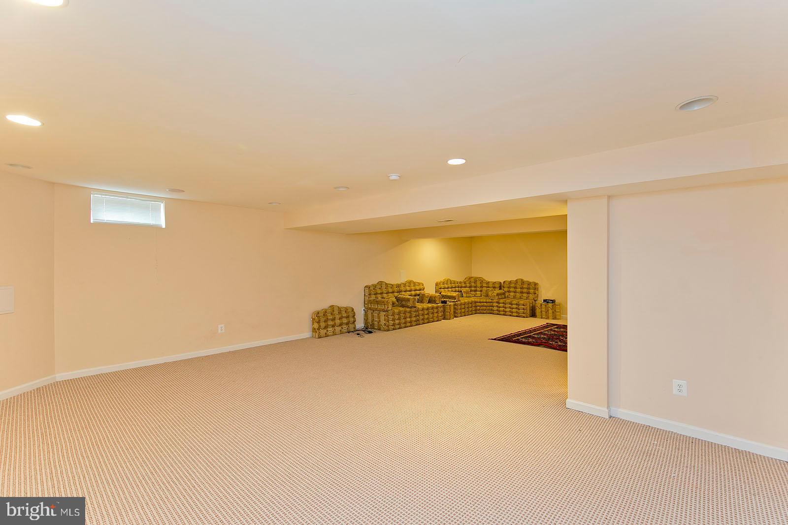 6845 Rathbone Place Gainesville, VA 20155 - Photo 26 of 54