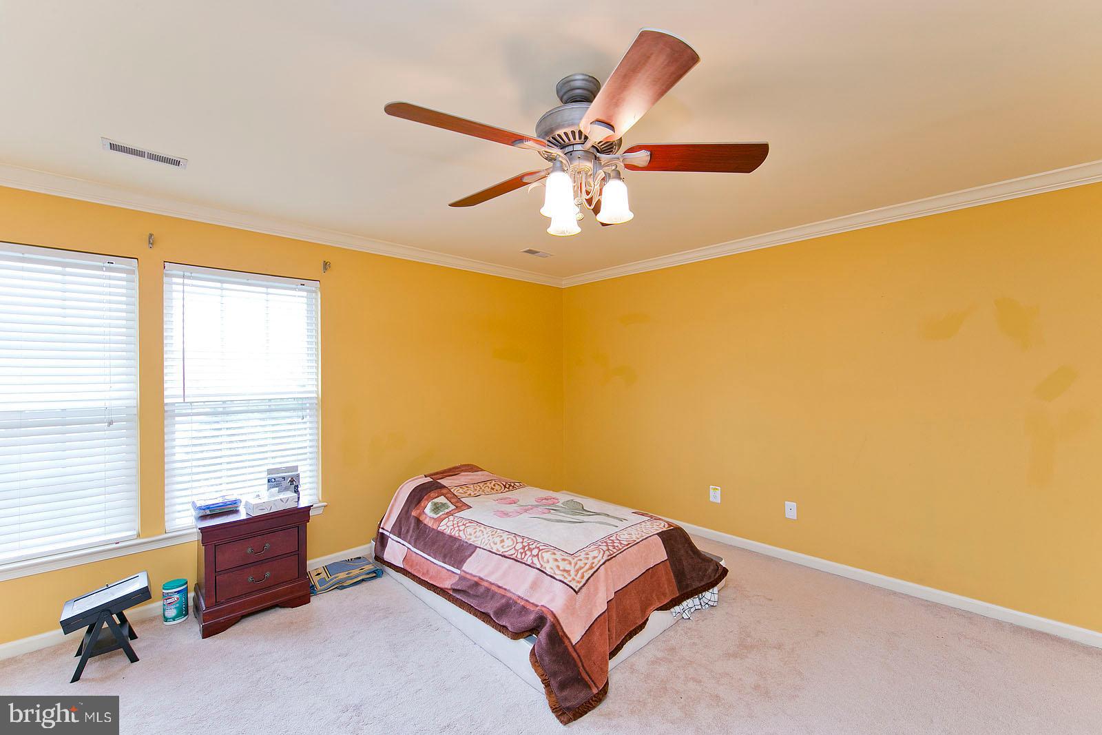 6845 Rathbone Place Gainesville, VA 20155 - Photo 33 of 54