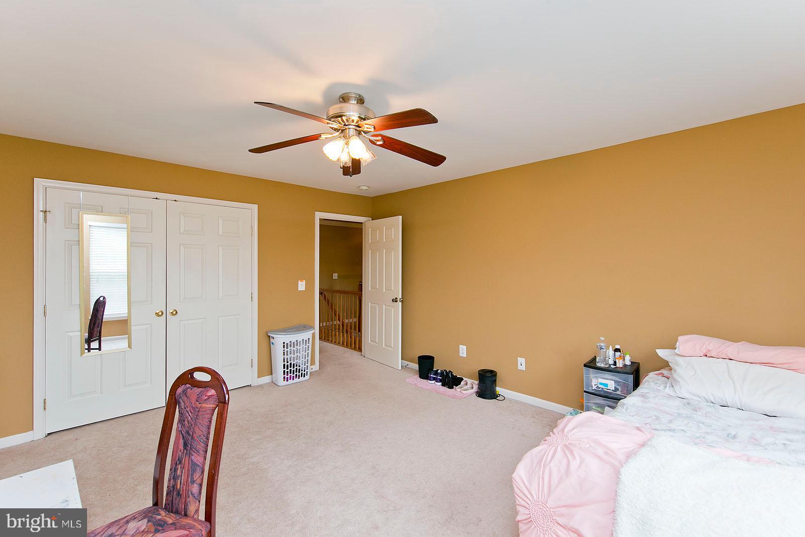 6845 Rathbone Place Gainesville, VA 20155 - Photo 40 of 54