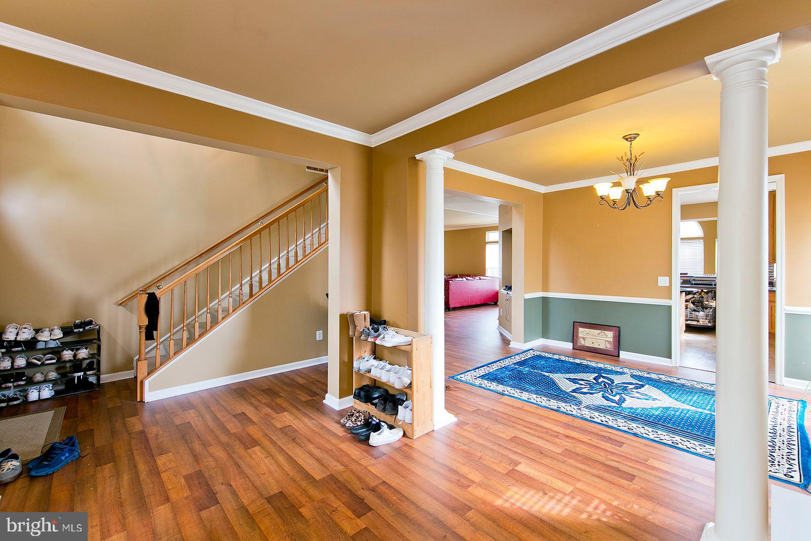 6845 Rathbone Place Gainesville, VA 20155 - Photo 5 of 54