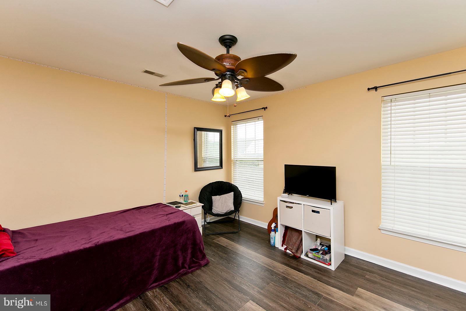 6845 Rathbone Place Gainesville, VA 20155 - Photo 41 of 54