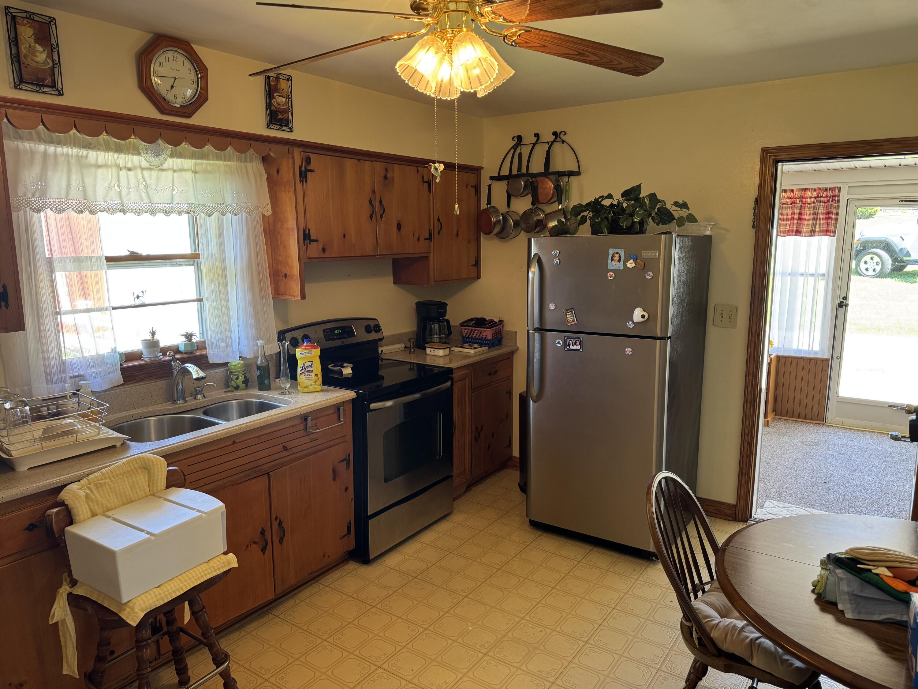 206 Pea Ridge Road Frankfort, KY 40601 - Photo 15 of 24 IMG_1641