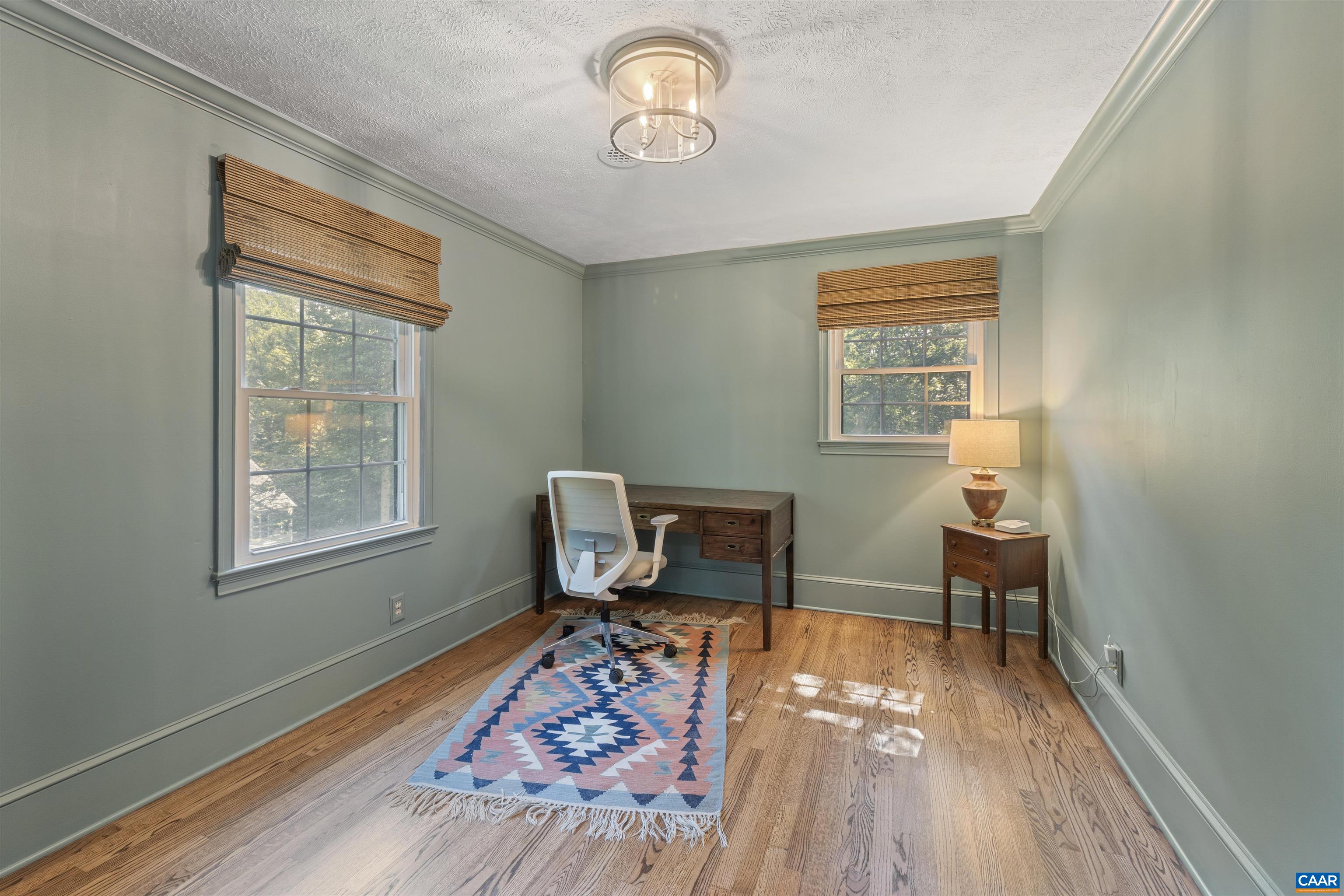 2805 Huntington Road Charlottesville, VA 22901 - Photo 26 of 39 a workspace with wooden floor and a window