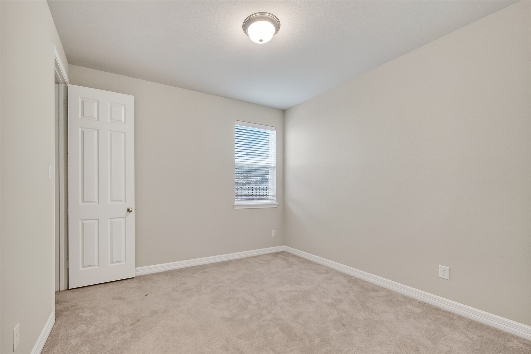 2131 Islawild Way La Marque, TX 77568 - Photo 21 of 37