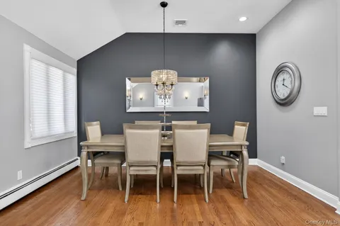 $629,000 | 105 North Hamilton Avenue, Lindenhurst, NY 11757
