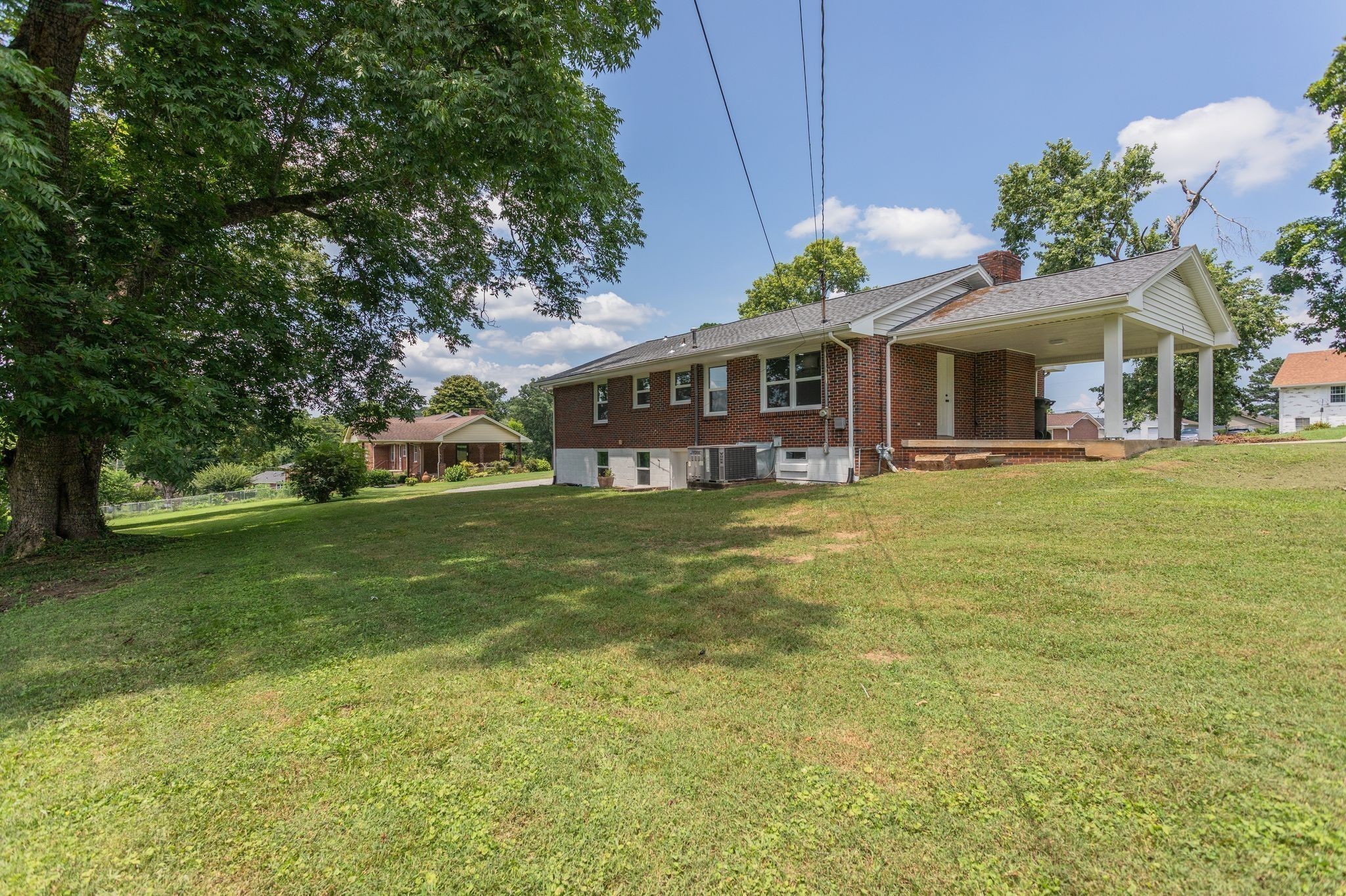 210 Porter Circle Columbia, TN 38401 - Photo 24 of 29 a front view of house with yard and green space