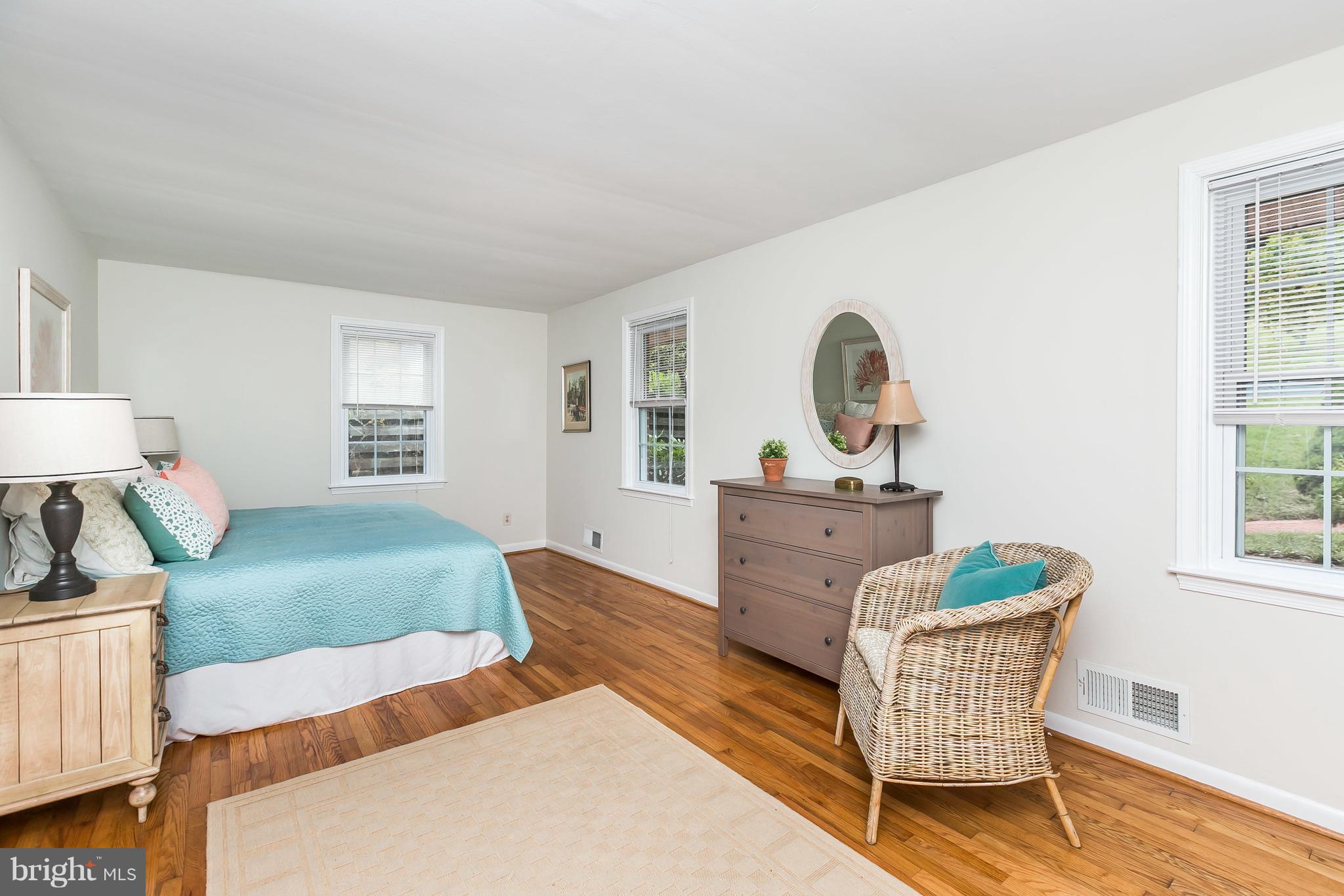 1804 Roland Avenue Towson, MD 21204 - Photo 14 of 30 Large Master bedroom