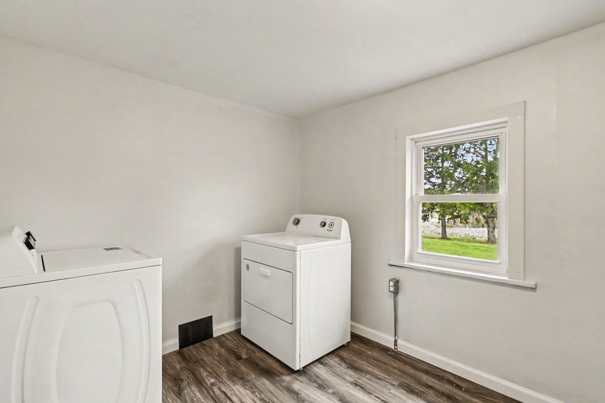 8125 Kimball Road Lyons, MI 48851 - Photo 24 of 31 024_file_2673