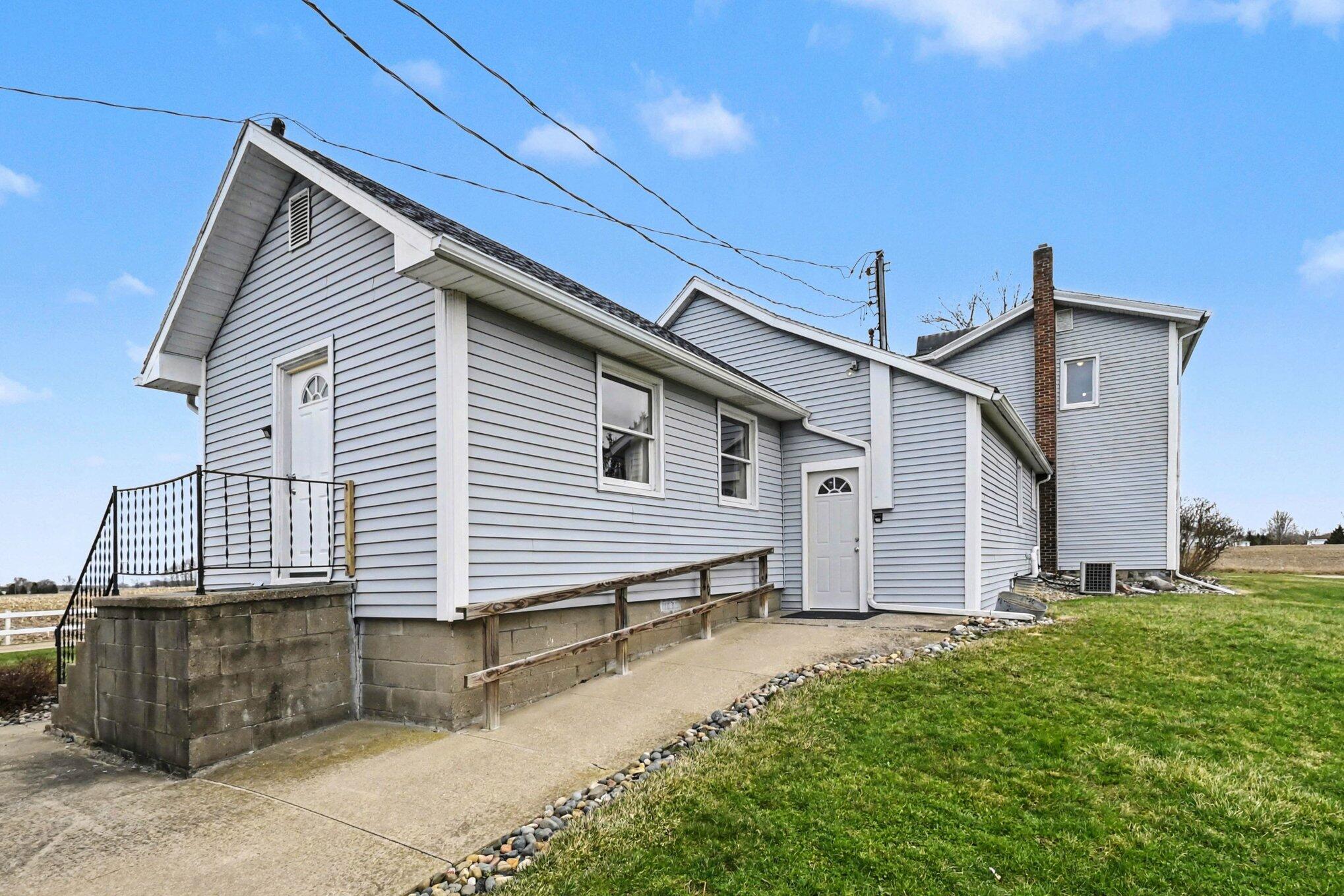 8125 Kimball Road Lyons, MI 48851 - Photo 4 of 31 004_file_8608