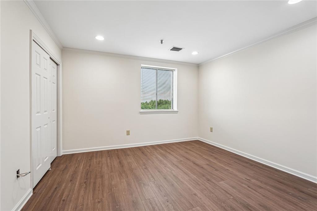 300 Johnson Ferry Road, Unit B601 Atlanta, GA 30328 - Photo 9 of 35 Gallery Image 9